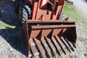 1972-GEHL-4500-73271-6