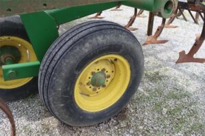 1990-JOHN-DEERE-960-68260-8