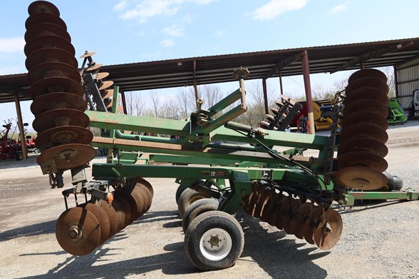 1996-JOHN-DEERE-630-77228