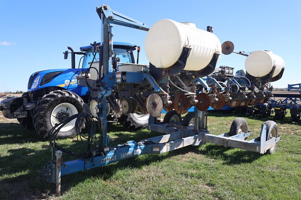 1996-KINZE-2500-76918