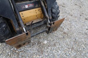 1999-NEW-HOLLAND-LX485-77978-1