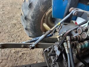 2000-NEW-HOLLAND-5610S-3