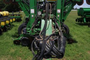 2004-JOHN-DEERE-1790-75482-12