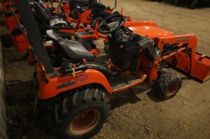 2004-KUBOTA-BX2230-77324-1