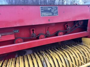 2004-NEW-HOLLAND-575-8