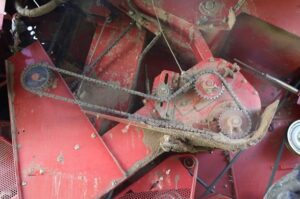 2005-CASE-IH-2377-74794-12