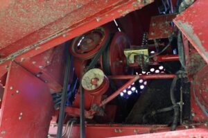 2005-CASE-IH-2377-74794-13