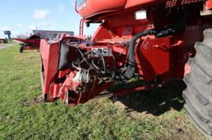 2005-CASE-IH-2377-75207-3