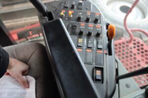 2005-CASE-IH-2377-76260-15