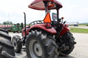 2005-CASE-IH-JX85-74765-3