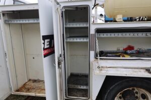 2005-FORD-F650-SD-v094cc-19