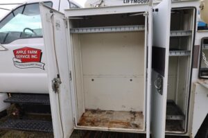 2005-FORD-F650-SD-v094cc-20