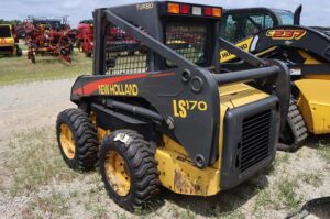 2005-NEW-HOLLAND-LS170-76887-2
