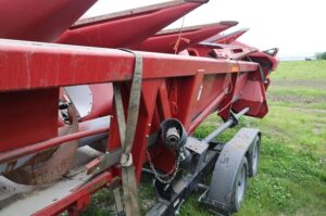 2006-CASE-IH-2412-65643-10