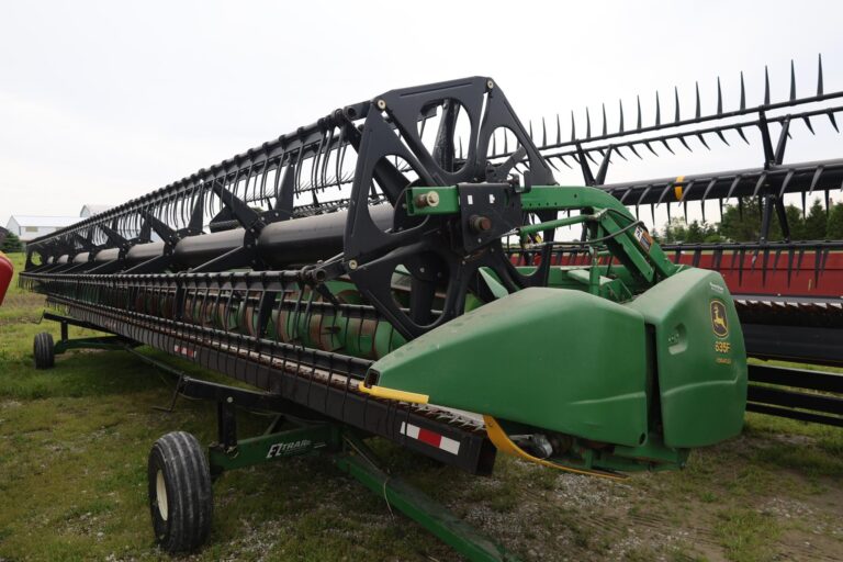 2007-JOHN-DEERE-635F-73396