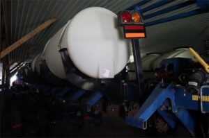 2007-KINZE-3600-69951-7