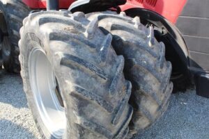 2008-CASE-IH-MAGNUM-305-74502-1