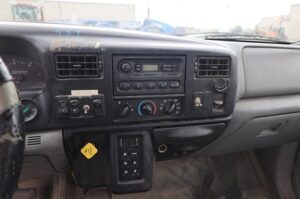2008-FORD-F650-SD-v0079c-17