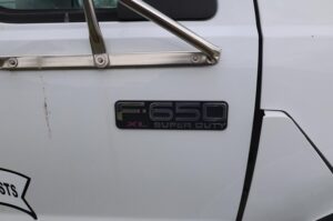 2008-FORD-F650-SD-v0079c-21