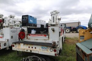 2008-FORD-F650-SD-v0079c-23
