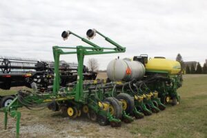 2008-JOHN-DEERE-1770-68943-2