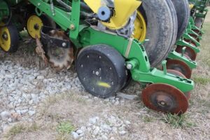 2008-JOHN-DEERE-1770-68943-4