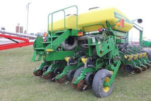 2008-JOHN-DEERE-1770-68943-8