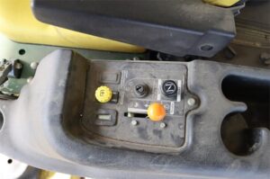 2008-JOHN-DEERE-Z445-72512-9