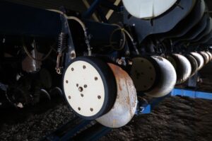2008-KINZE-3600-78307-4