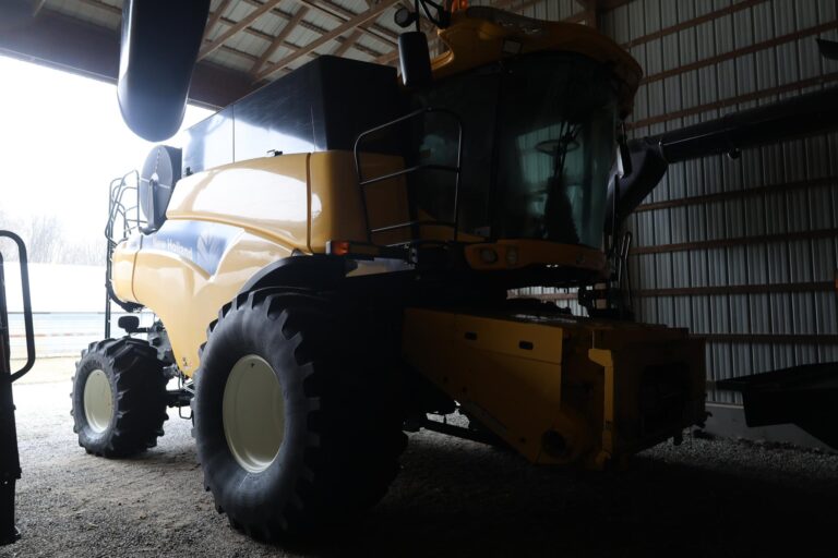 2008-NEW-HOLLAND-CR9040-77760