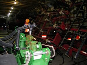2010-JOHN-DEERE-1770NT-77196-24