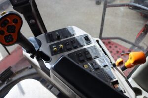 2011-CASE-IH-5088-74713-8