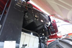 2011-CASE-IH-7120-77450-20