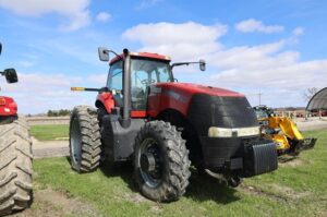 2011-CASE-IH-MAGNUM-290-76270-1