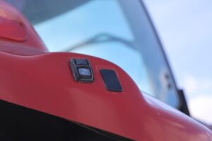 2011-CASE-IH-MAGNUM-290-76270-10