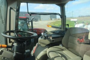 2011-CASE-IH-MAGNUM-290-76270-11