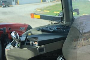 2011-CASE-IH-MAGNUM-290-76270-12