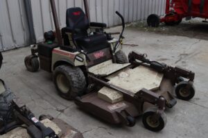 2011-GRASSHOPPER-725DT6-75834