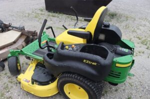 2011-JOHN-DEERE-Z655-75101-3