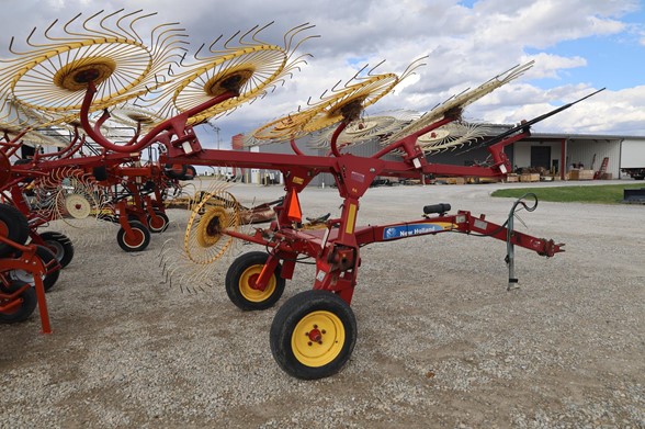 2011-NEW-HOLLAND-H5920-77137