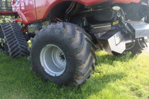2012-CASE-IH-8230-78337-10