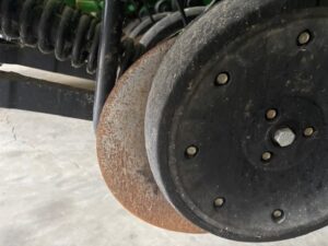 2012-JOHN-DEERE-1590-76421-8