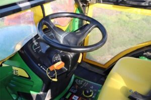 2012-JOHN-DEERE-X720-73876-10