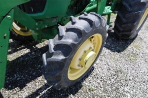 2013-JOHN-DEERE-5065E-74436-5