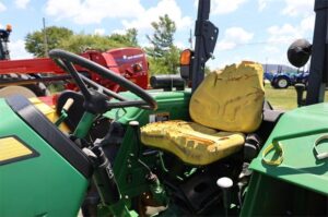 2013-JOHN-DEERE-5065E-74436-7