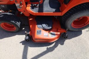2013-KUBOTA-BX2370-77651-6
