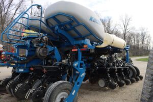 2014-KINZE-4900-76592-2