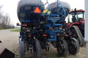 2014-KINZE-4900-76592-3