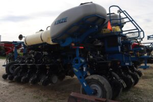 2014-KINZE-4900-76592-4