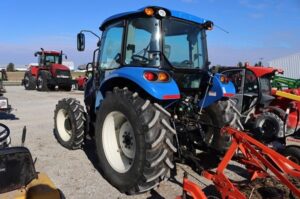 2014-NEW-HOLLAND-T4